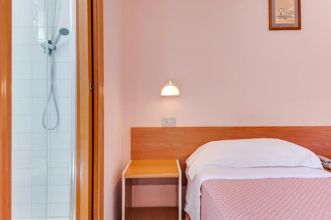 Hotel Sorriso Rimini Extérieur photo