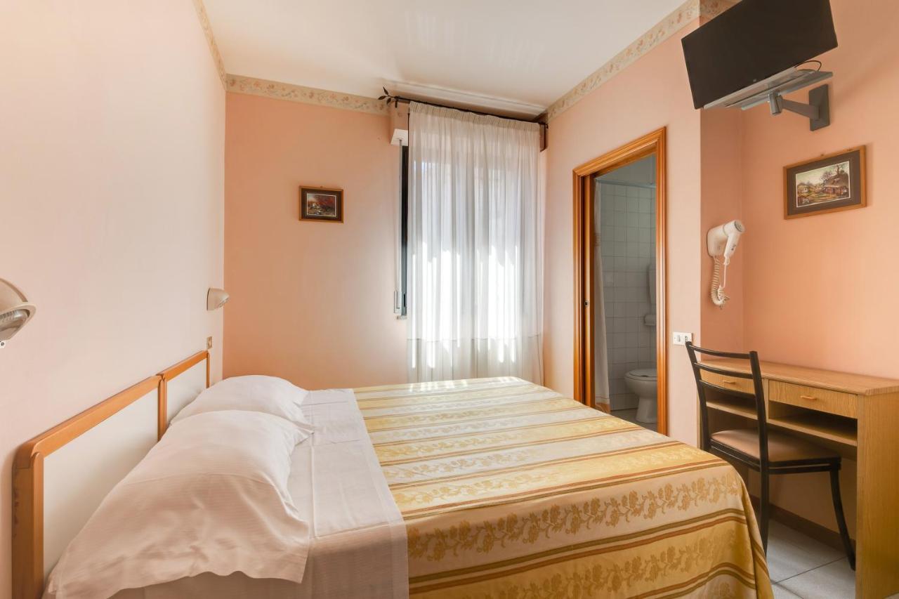 Hotel Sorriso Rimini Extérieur photo